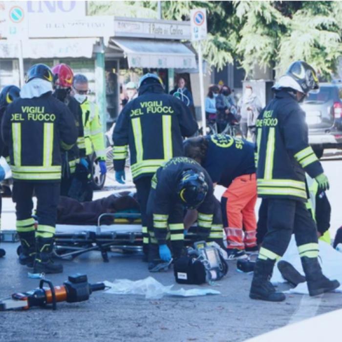 Italia. Româncă în stare gravă, după ce a fost călcată de un camion: Și ea și șoferul au ajuns în spital