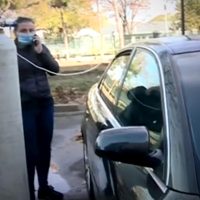 Spitalul Județean Buzău, copleșit de numărul mare de bolnavi COVID. Pacienții primesc oxigen în propriile mașini, în parcare - VIDEO
