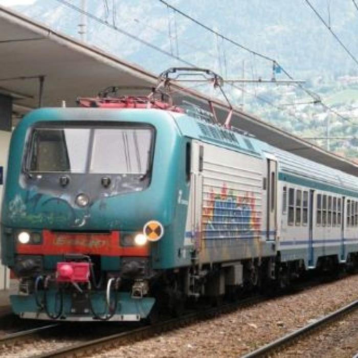Italia. Român, arestat după ce a adormit în tren și a greșit gara. Polițiștii au avut parte de o surpriză când l-au verificat
