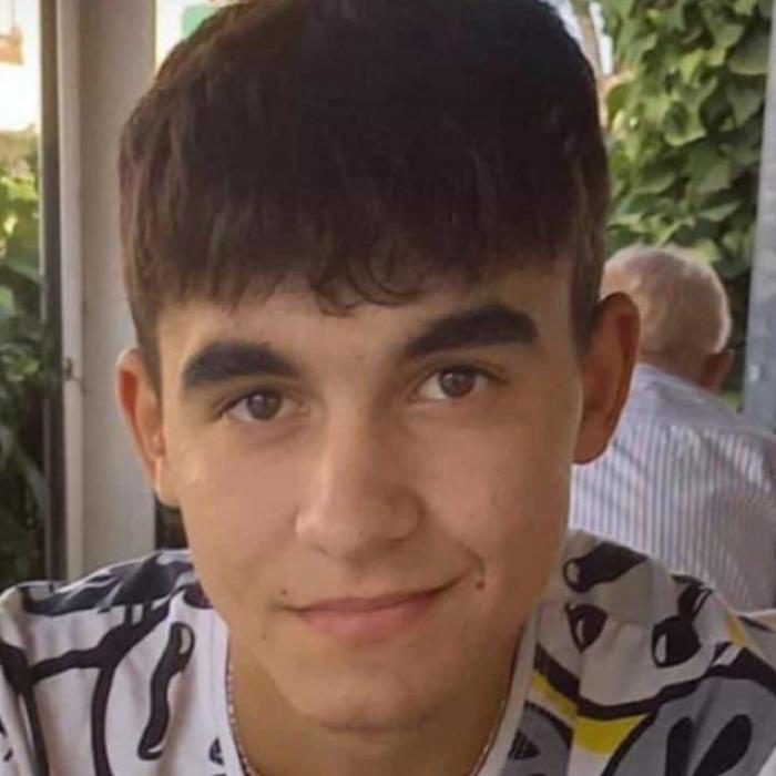 Spania. Tânăr fotbalist român, dispărut de zile întregi. Familia lui Denis cere ajutorul oamenilor