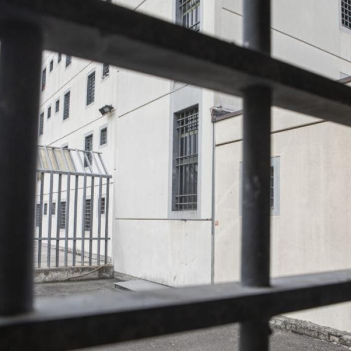 Escrocherie din penitenciar: sute de români, înșelați cu sume uriașe. Cum acționa gruparea