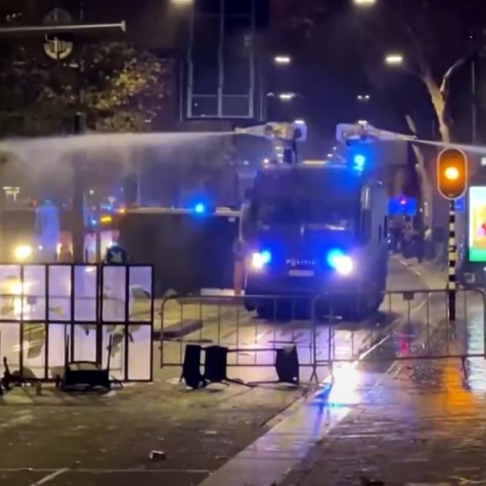 Olanda. Noi proteste împotriva măsurilor anti-COVID, după violenţele de vineri din Rotterdam. Zeci de persoane au fost reținute  