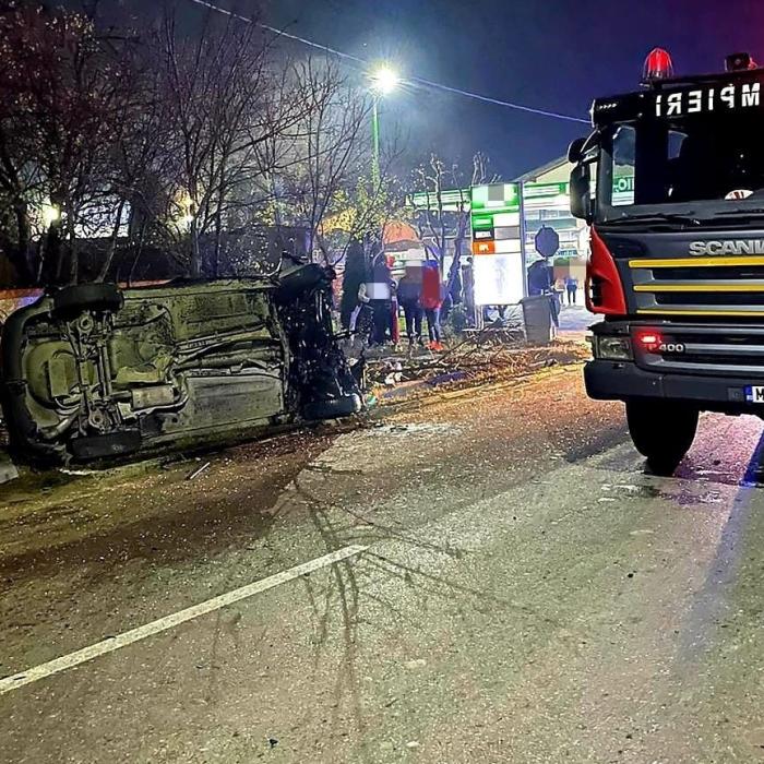 Accident cumplit în Giurgiu: opt răniți transportați în Capitală - FOTO