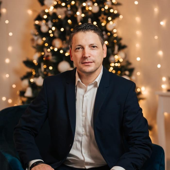 Fotbalistul Marius Humelnicu renunță la nominalizarea de ministru PSD al Economiei 