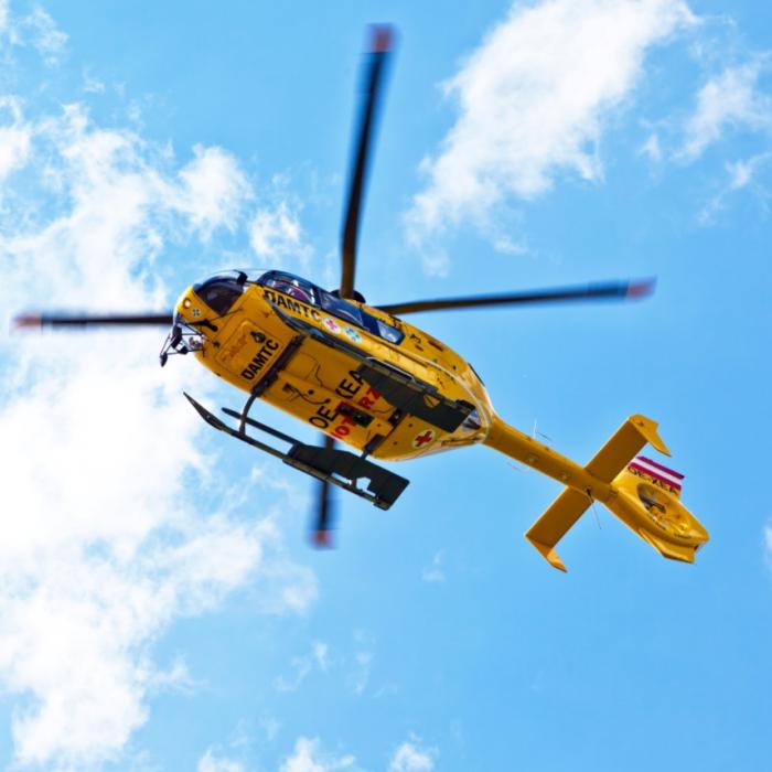 Muncitor român, rănit pe un șantier din Austria. A fost dus cu elicopterul la spital