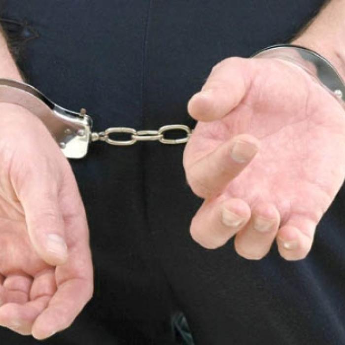 Bătrână violată și talhărită de un tânăr în județul Dolj. Agresorul a fost arestat preventiv