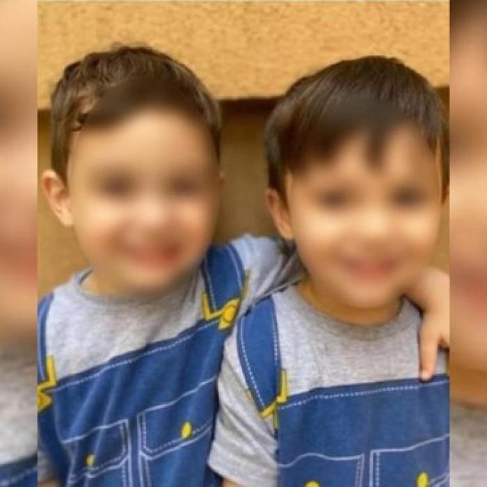 Ei sunt gemenii de 4 ani care au murit arși de vii în brațele mamei lor, în autocarul din Bulgaria: Luan şi Alban erau cei mai mici pasageri