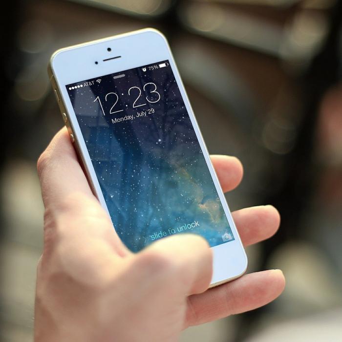Omicron. Israelul opreşte localizarea prin supravegherea telefoanelor a posibilelor cazuri de infectare