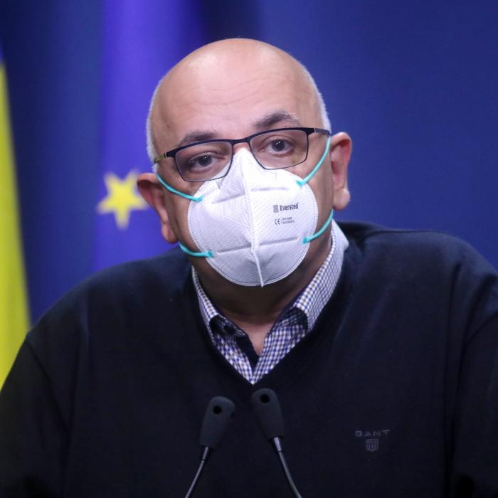 Arafat: Omicron va ajunge în România. Valul 5 ar putea fi de la Delta și Omicron