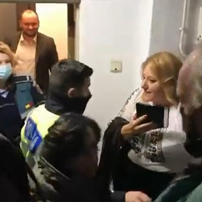 Soțul Dianei Șoșoacă, la poliție: „N-am mușcat pe nimeni. Nu pot să mă pun la mintea ei. Face show!“. Senatoarea vrea să cheme criminaliștii