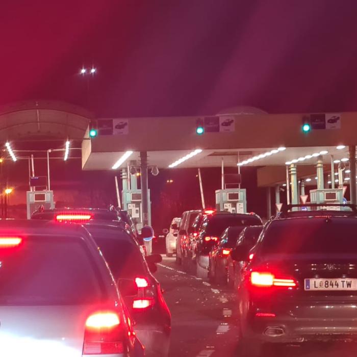 Tensiuni în vamă: Românii nevaccinați îi umilesc pe angajații DSP. Rafila: "Trebuie să înceteze presiunea"