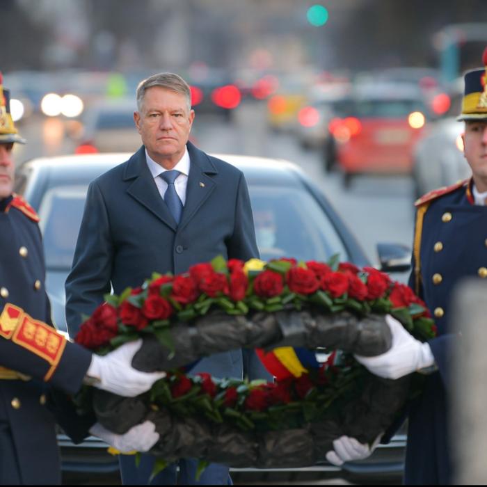 Preşedintele Iohannis a depus o coroană de flori în memoria victimelor Revoluţiei din 1989