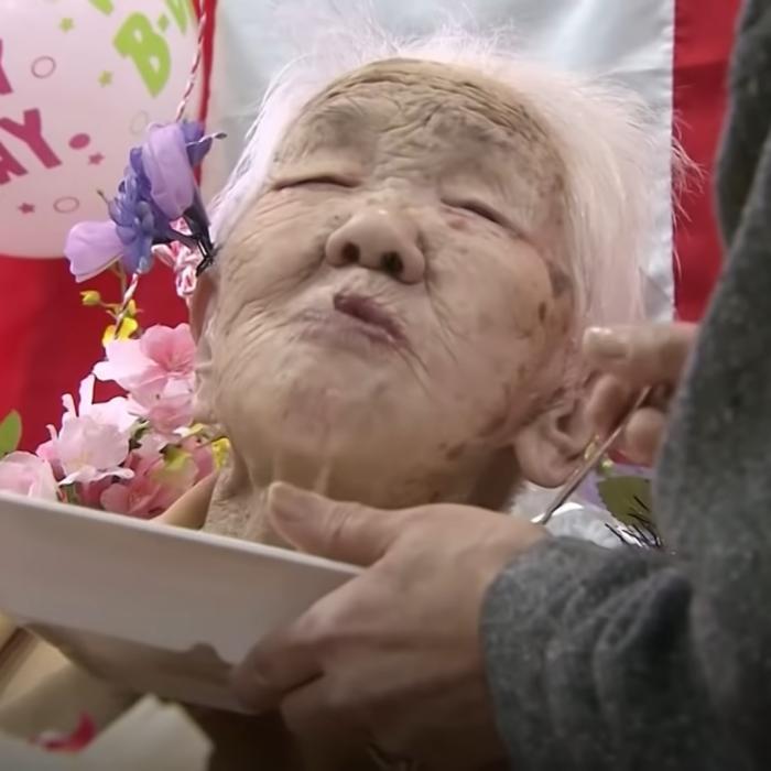 Cea mai bătrână femeie din lume a împlinit 119 ani. Japoneza a dezvăluit secretul longevității sale