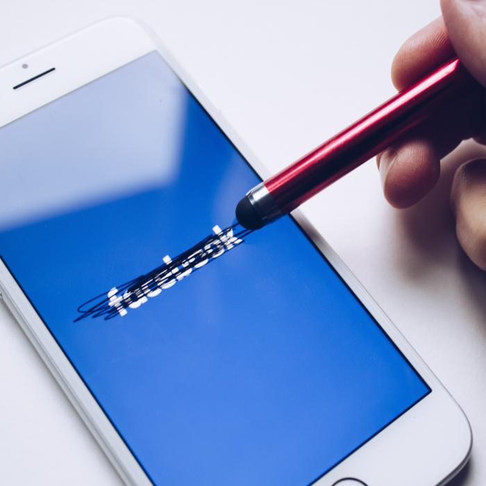 Facebook suspendă contul unui partid polonez de extremă dreapta