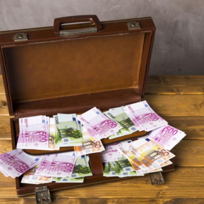 Proprietarul Liberty Galați, implicat în anchete internaționale. Cum este afectat business-ul românesc în urma scandalului de milioane de euro
