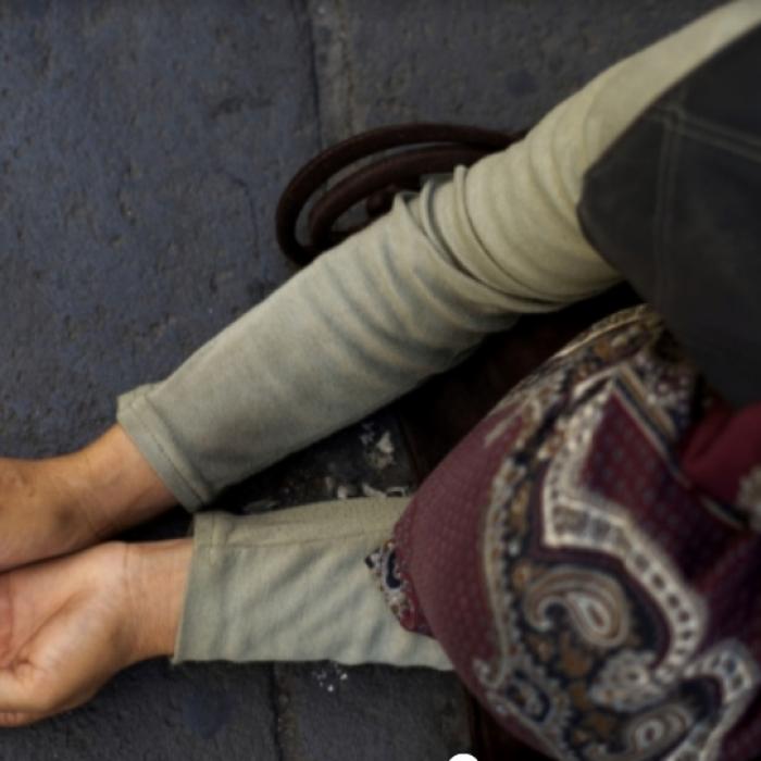 Franța. Doi români, falși surdo muți, prinși în flagrant. În secția de Poliție, tinerii au renunțat la teatru și puteau auzi și vorbi