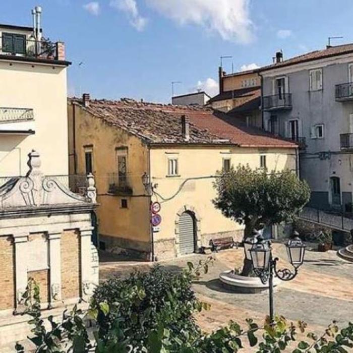Italia. Case gratis sau 5.000 de euro, pentru cei care se mută într-un sat din sudul țării. Ce condiţii au impus autoritățile locale