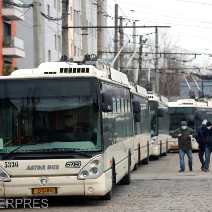 Transportul din București, paralizat de un lider de sindicat al PSD. Dacian Cioloș: "Le cer lui Ciolacu și Gabrielei Firea să-l oprească!"