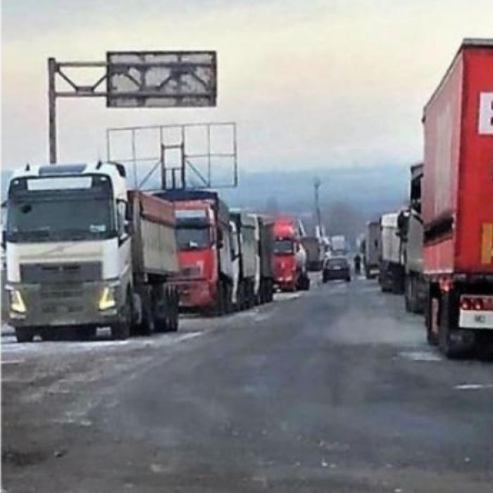 Aglomerație la ieșirea din România. Zeci de camioane, blocate la vama Giurgiuleşti - Galaţi