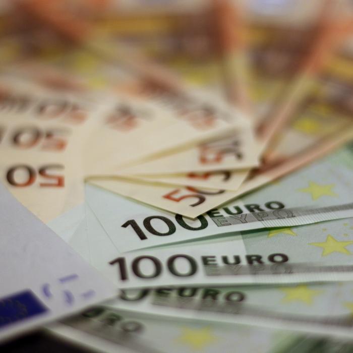 Muncești în Spania? Se vor majora pensiile publice cu 2,5% de anul acesta