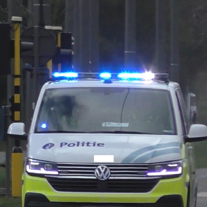 Belgia: Un băiat de 12 ani, bănuit de „tentativă de omucidere” împotriva unui poliţist