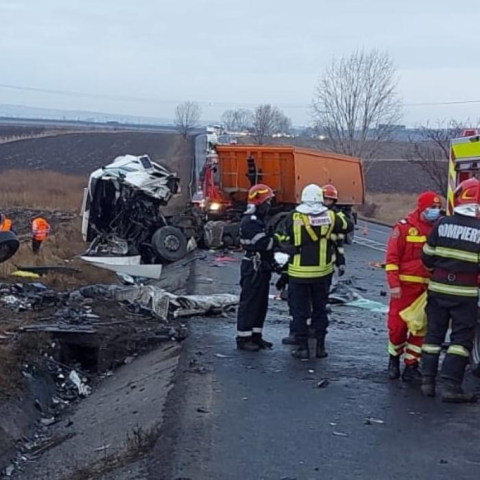 MAI, după accidentul cu 7 muncitori români morți: „Atenția trebuie să fie la drum, nu la telefonul mobil!”