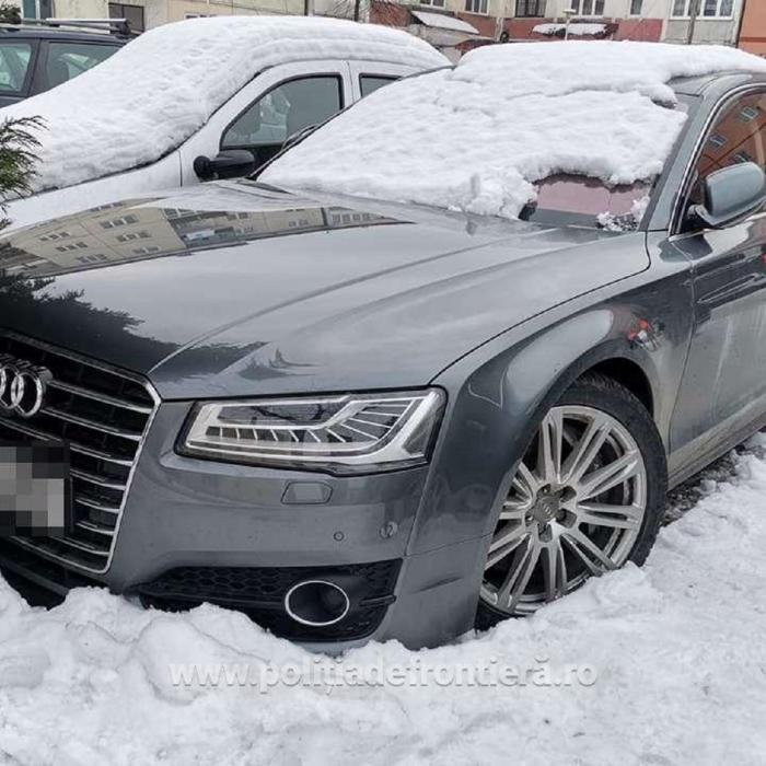 Maşină de lux furată din Cehia, găsită de poliţiştii de frontieră din România