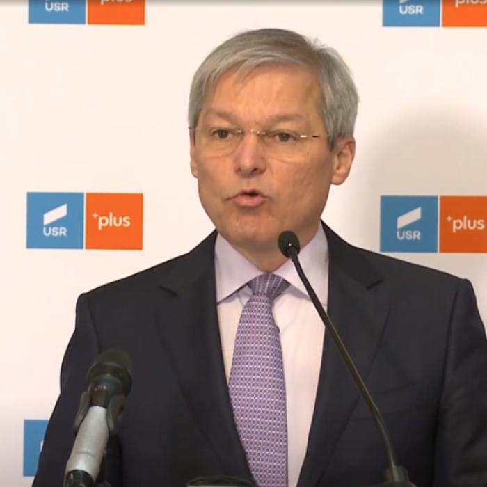 Dacian Cioloș și-a anunțat demisia din funcția de președinte al USR PLUS