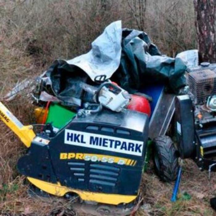 Austria. Comoara, ascunsă de niște români într-o pădure, găsită de un vânător. Polițiștii le-a întins hoților o capcană 