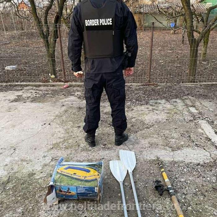 11 români, vizitați de mascați. Percheziţii domiciliare în mai multe locaţii din Botoşani 