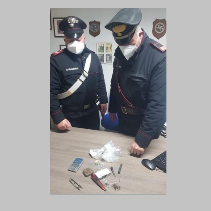 Italia. Româncă, trafic de droguri cu un senegalez, salvat de pe mare: "Nu sunt un om rău, sunt bun"