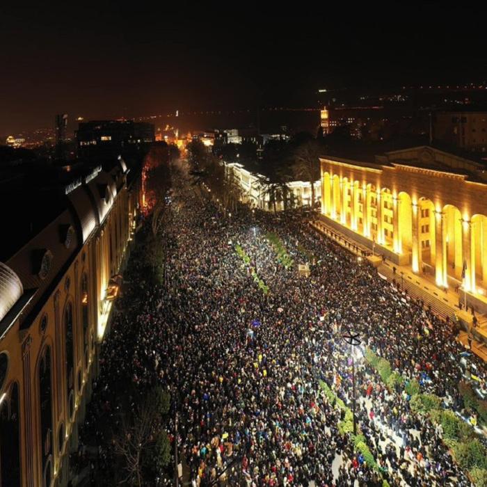 Proteste de amploare în Georgia, față de invazia rusă în Ucraina. Oameni au ieșit în stradă și la Roma, Dublin, Sankt Petersburg - VIDEO