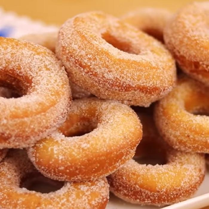 Graffe, gogoși italienești din cartofi. Rețeta care te va face să te lingi pe degete. Gustul e perfect