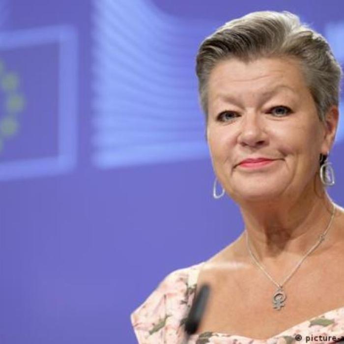 Comisarul european pentru Afaceri Interne: Este momentul ca România să fie membru deplin în Schengen