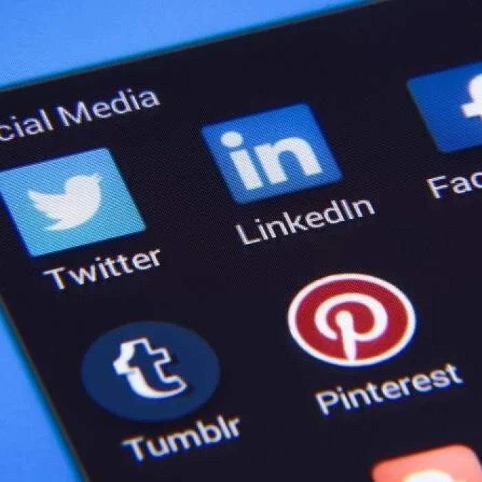 După Facebook, Rusia a blocat și Twitter pe teritoriul țării