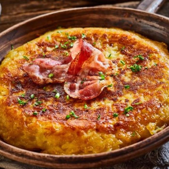 Plăcintă rustică, cu brânză și ardei. Super rapidă, sățioasă și delicioasă 