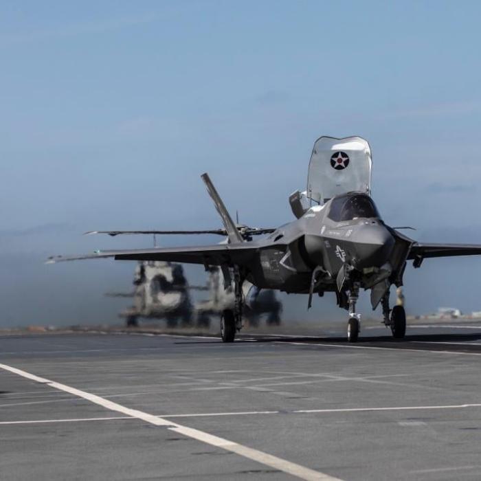 NATO va reconfigura apărarea colectivă. Stoltenberg: "Nu vom tolera niciun atac asupra vreunui stat membru"