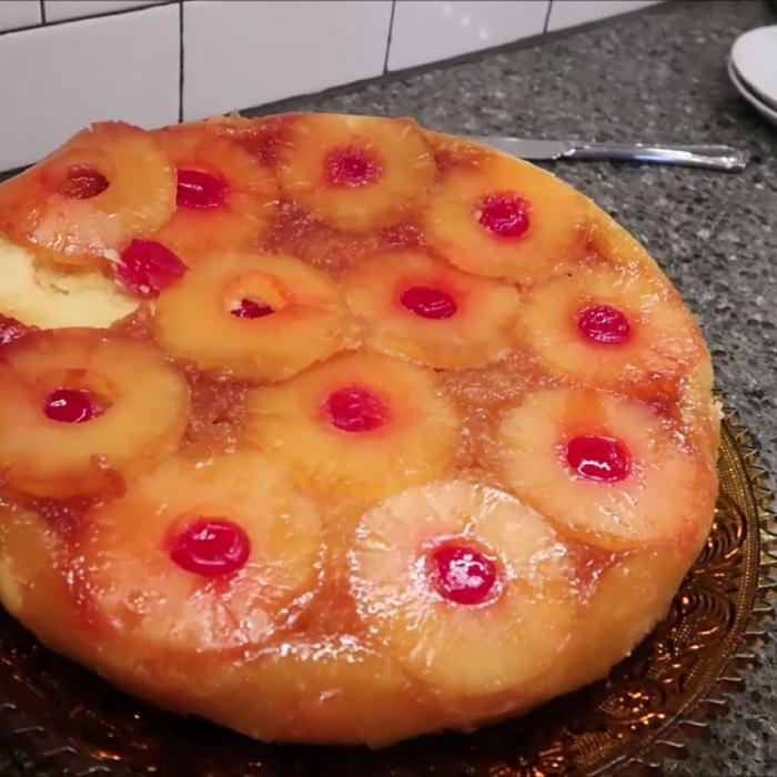 Prăjitură „întoarsă” cu ananas. O rețetă delicioasă tradițională din 1920