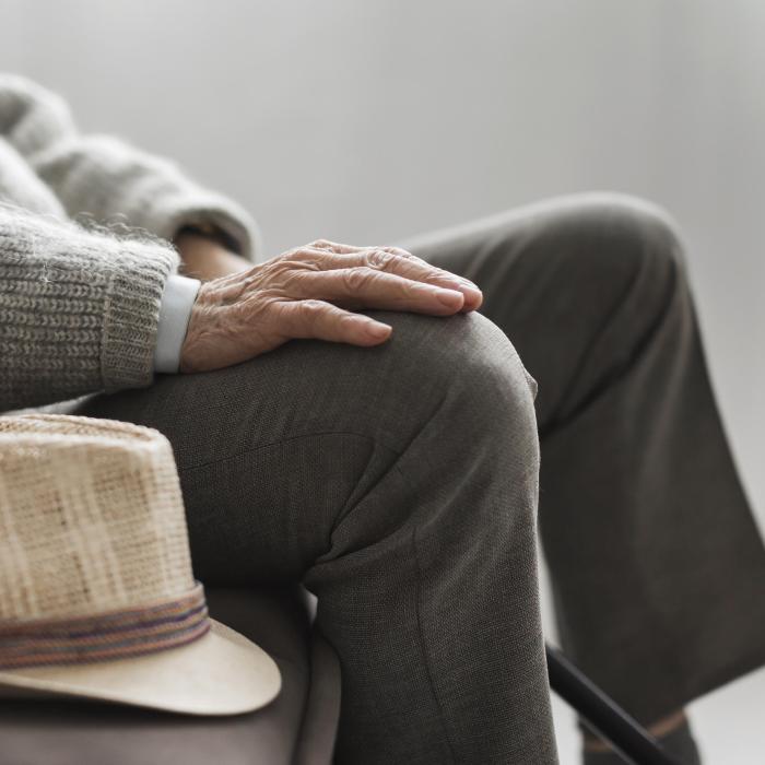 Un pensionar din Austria s-a îndrăgostit de o prostituată româncă la care a "cotizat" cu 60 000 euro. După despărțire, bărbatul a făcut ceva de necrezut