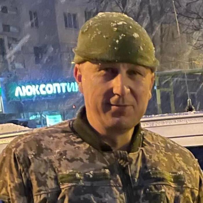 Un general ucrainean se oferă prizonier rușilor pentru a putea evacua copiii: Îmi ofer viața în schimbul micuților din Mariupol 