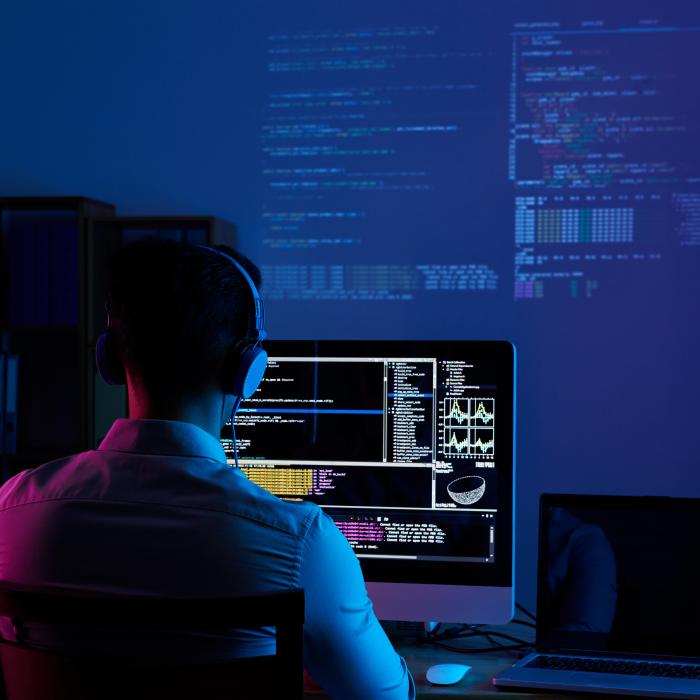 Raport Google: Hackeri ruși au încercat să intre în computerele NATO și ale ministerelor Apărării din state aliate