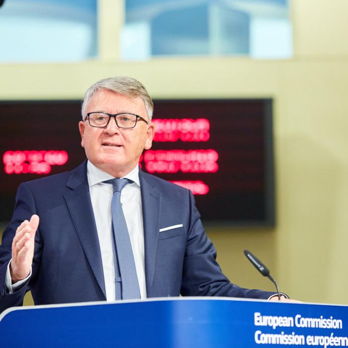 Comisarul european pentru Muncă: România nu este o ţară săracă, are un potenţial enorm. Românii care au plecat din țară sunt bine pregătiți