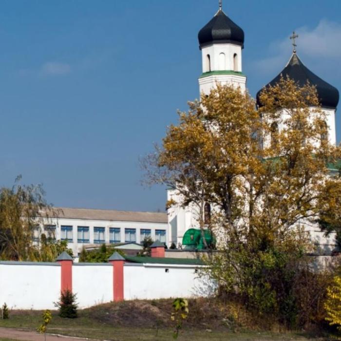 Mănăstire din Lugansk, în care se aflau mai mulți călugări, distrusă de ocupanții ruși
