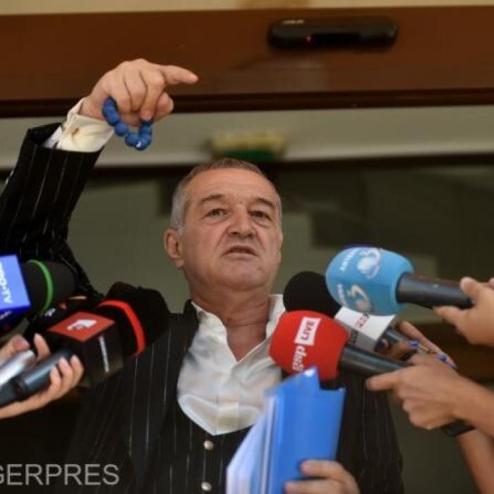 Gigi Becali: "I-aș fi dat șpagă 20 milioane euro pe loc lui Băsescu ca să-mi dea grațiere!" 