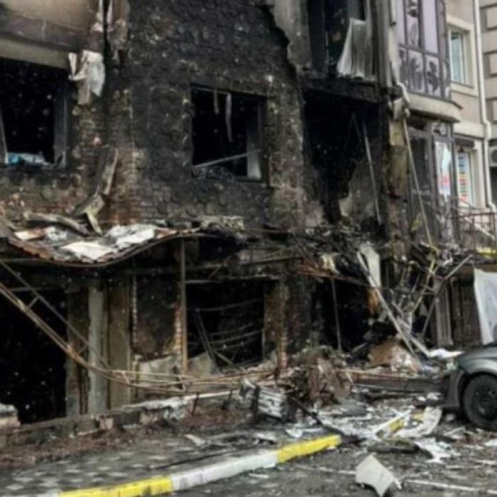 O femeie a fost ucisă și 14 au fost rănite în bombardamentele Rusiei din Harkov