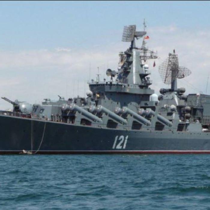 Crucișătorul rusesc "Moscova", bombardat de ucraineni, ar putea avea la bord focoase nucleare