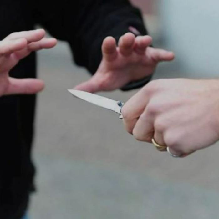  Italia. Scandal în familie cu final sângeros. O româncă și-a înjunghiat, fără milă, partenerul 