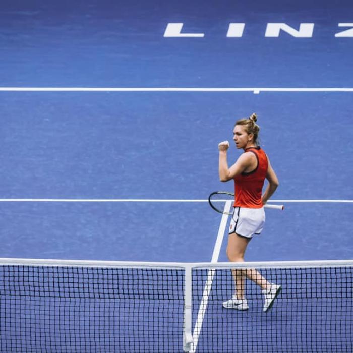 Simona Halep s-a calificat în optimi la turneul de la Madrid, după ce a învins-o categoric pe Paula Badosa 
