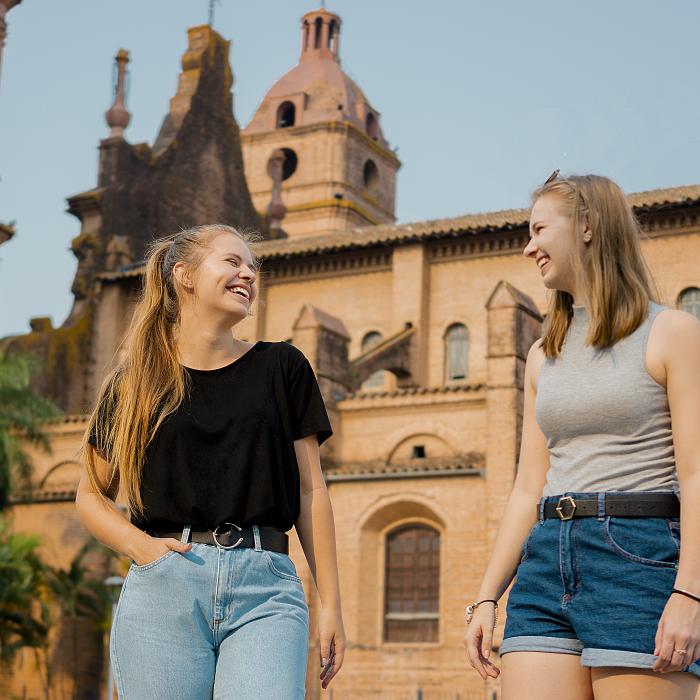 Glumele cu românii din diaspora au explodat. De 1 Mai, râzi cu gura până la urechi: „De ce n-au venit românii în Marea Britanie?”