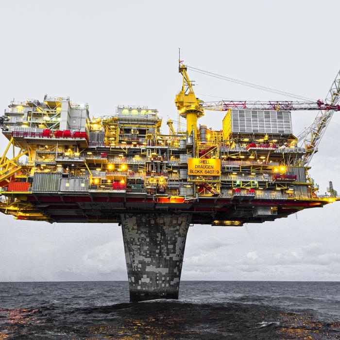 Orientul Mijlociu nu va ajuta Europa dacă va opri petrolul rusesc 